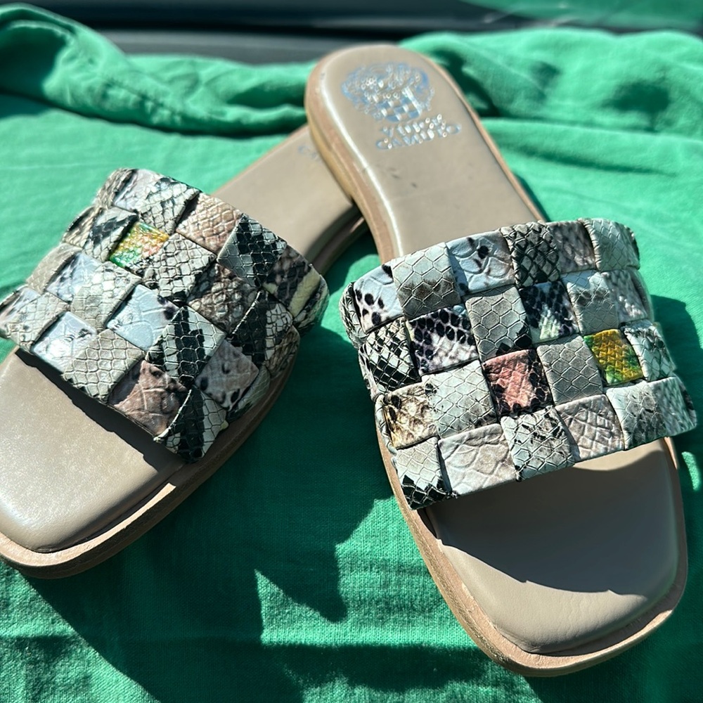 Vince Camuto sandal slides brand new! Snake mix print